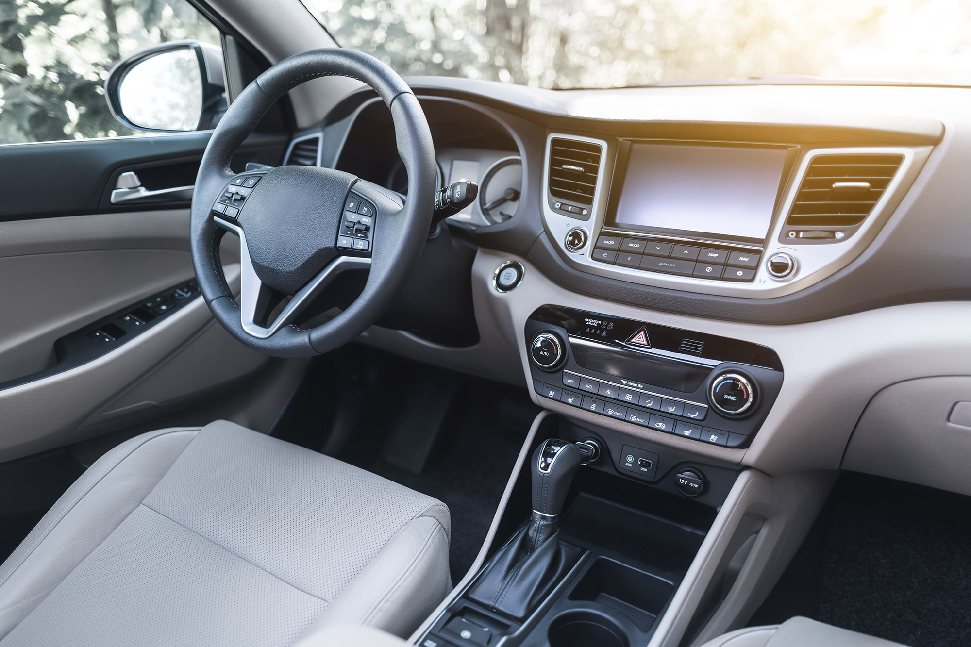 The new, polycarbonate-based LNP Elcrin copolymer resins can contain up to 75 percent recycled content and could find use in automotive exterior grilles, pillars and trim. 