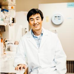 Minglin Ma, professor of biological and environmental engineering in the College of Agriculture and Life Sciences (CALS)