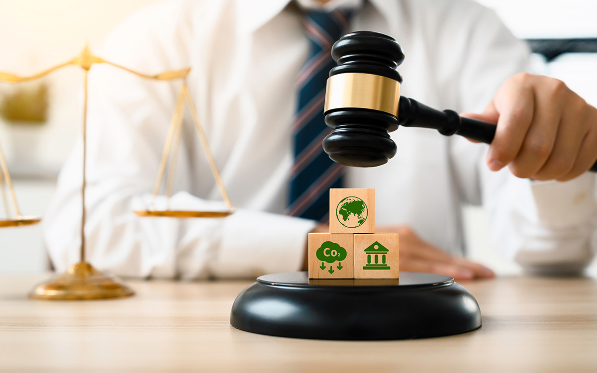 The plastic industry’s complexities can make global regulation difficult, so it is important to explore various approaches.