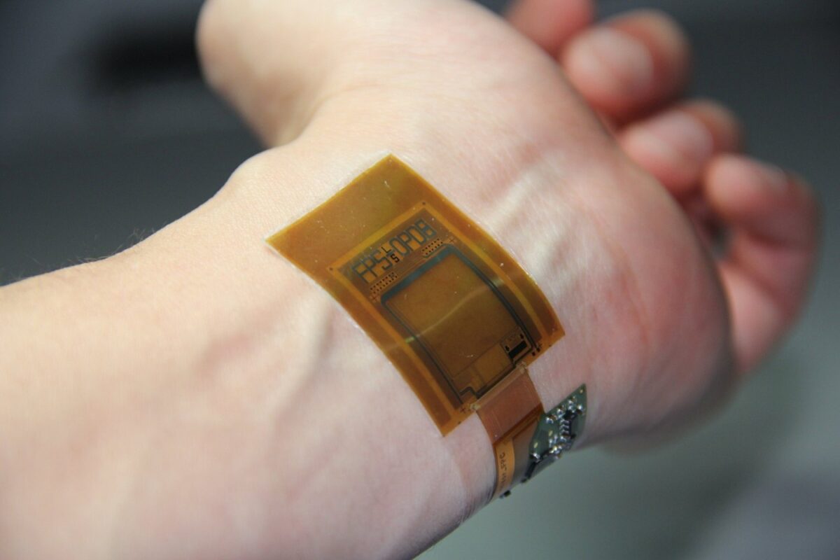 Polymer-based sensors naturally bend and conform to the human body. Courtesy of Techxplore.