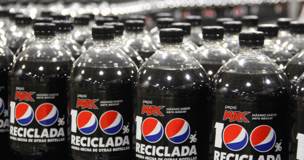 MAX bottles displaying the 100% recycled logo in Spain. Courtesy of PepsiCo.