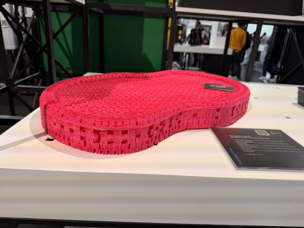 At K, Covestro demonstrated how additive manufacturing can combine polymer chemistry with bio-inspired structural design. Picture by Laura Florez.