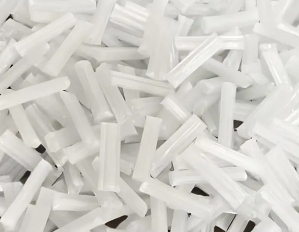 Glass fiber–reinforced polypropylene (GF PP) plays a key role in lightweight composite systems used across automotive and industrial applications. Courtesy of Sales Plastics.