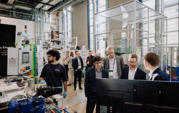 Since 1950, IKV has acted as a bridge between academia and the shop floor. Today the strategy focuses on circular economy, digitalisation, lightweighting, and additive manufacturing. These themes also shaped the 2026 sessions and live demonstrations. Photo Cortesy from IKV.