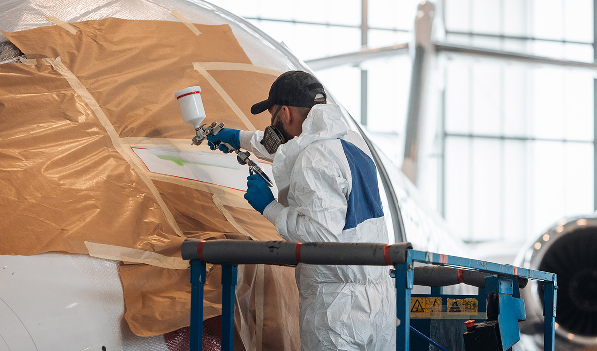 The formulation of rheological additives influences the formation of the paint film.