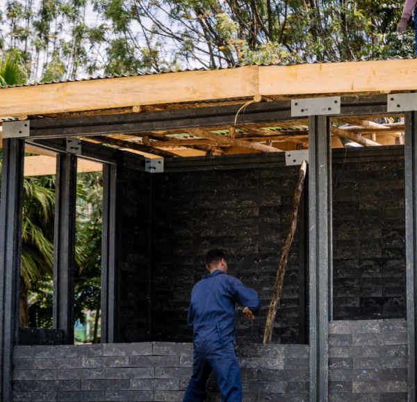 Ongoing construction showcasing Kubik’s structural bricks, columns, and beams. Courtesy of Kubik.